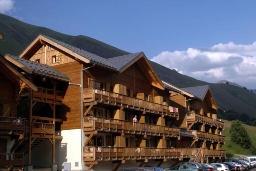 Le Cottage Des Sybelles Saint-Sorlin-dʼArves Exterior foto